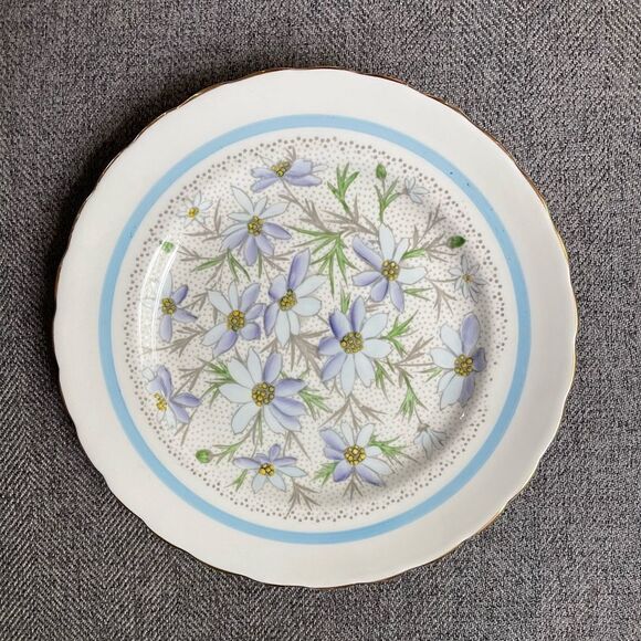 Vintage Tuscan fine English bone china plate - Picture 1 of 2